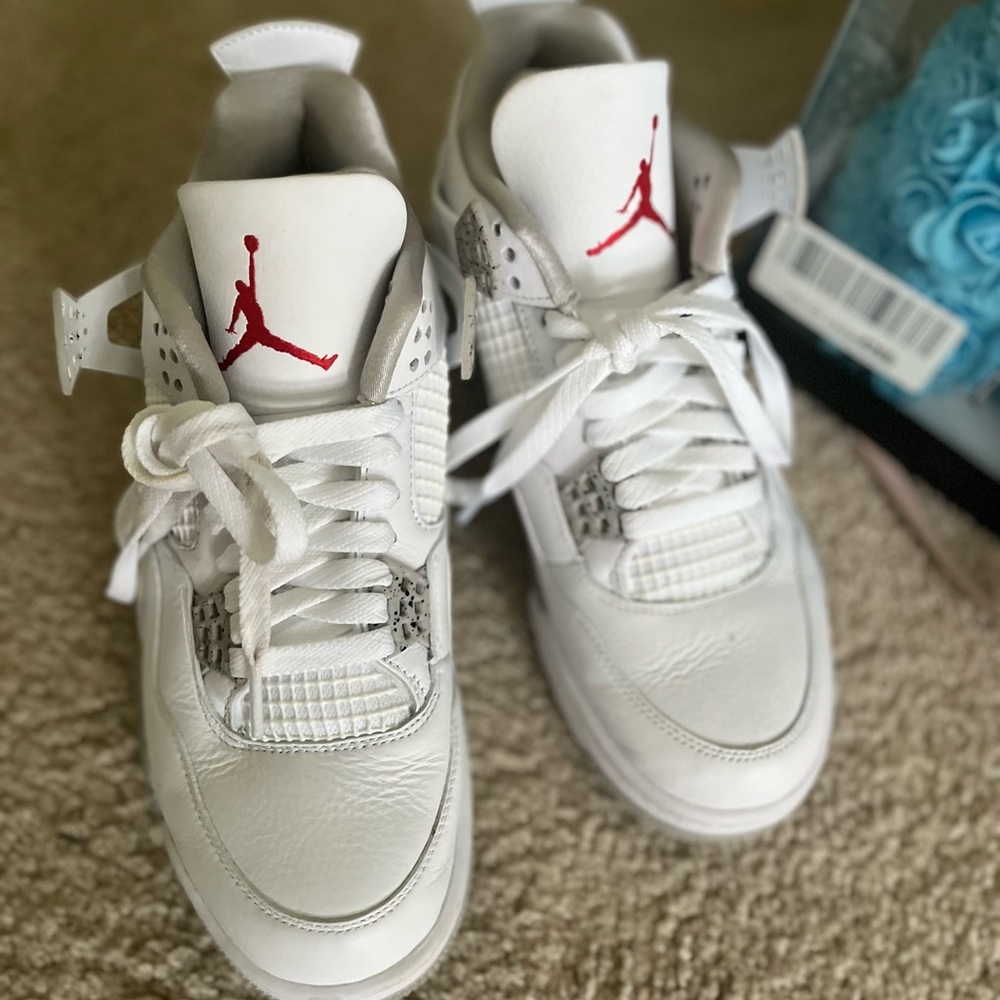 Air Jordan 4 White Oreo